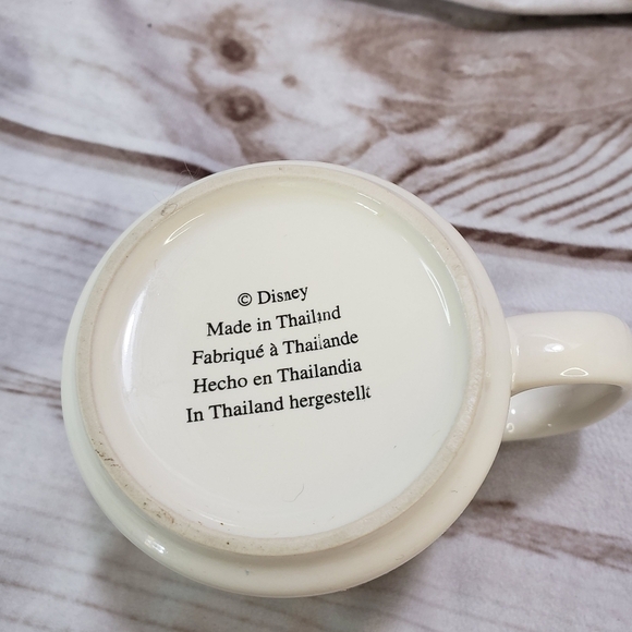 Vintage Disney Winnie The Pooh Coffee Mug Ceramic 3.5 Inch 8 Oz 90s - Picture 6 of 7